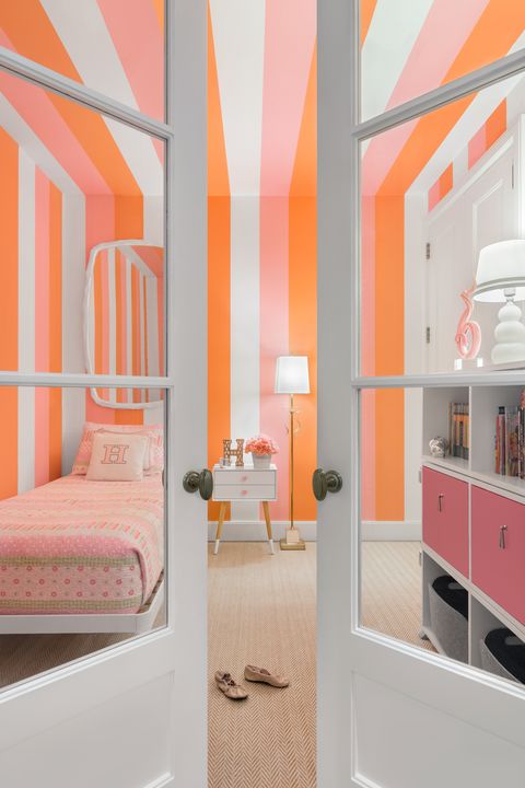 nhung-tong-mau-chu-dao-cho-phong-khach