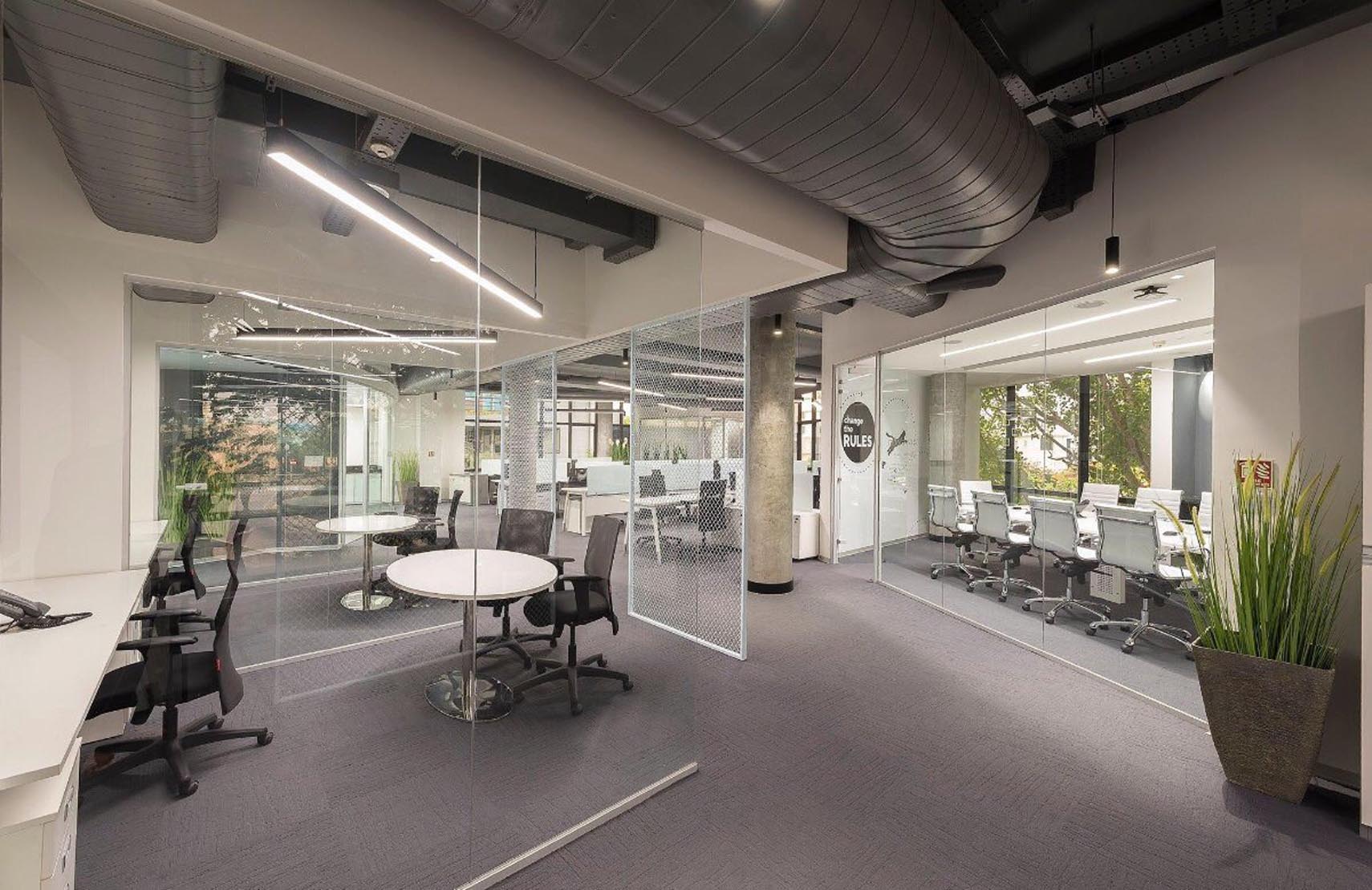 thiet-ke-thi-cong-noi-that-van-phong